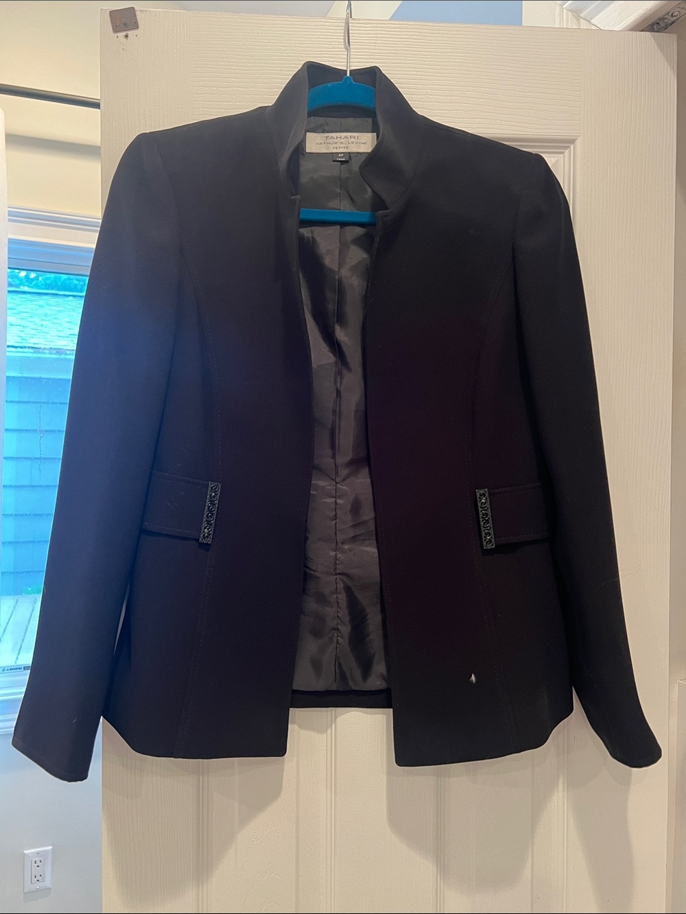 Tahari Black Collarless Open-Front Jacket